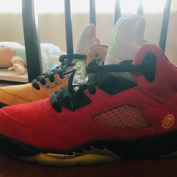 Jordan Retro 5’s “what the” - Picture 2 of 5
